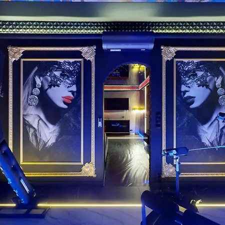 Apartment No Limits House - Bdsm Glamour Warsaw