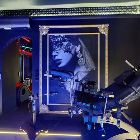 No Limits House - Bdsm Glamour Warsaw